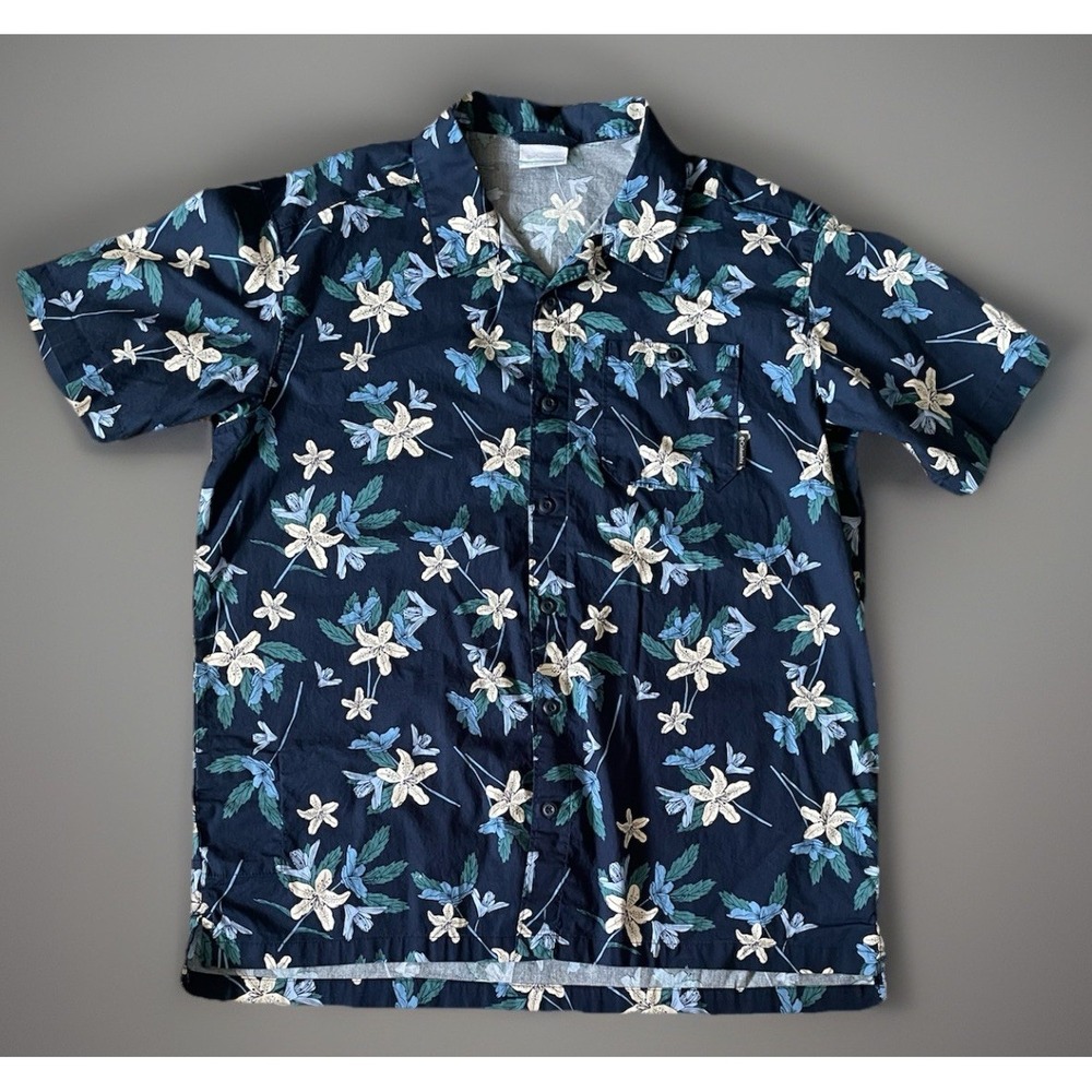 Columbia Short Sleeve Button Up Hawaiian Shirt Blue All Over Floral Medium JBHS